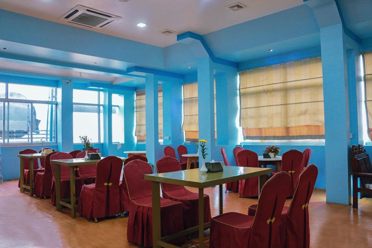 Hotel Shwe Pyi Tan Mandalay Extérieur photo